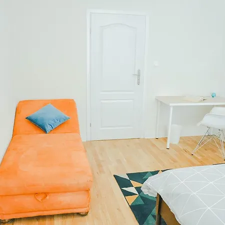 Art Modern City Centre Guest house *